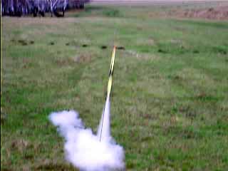 запуск ракеты R903